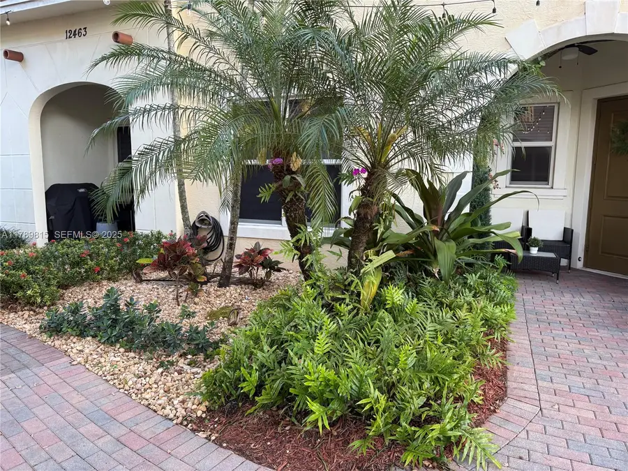 12463 NW 17th Ct, Pembroke Pines, FL 33028 - Image #2