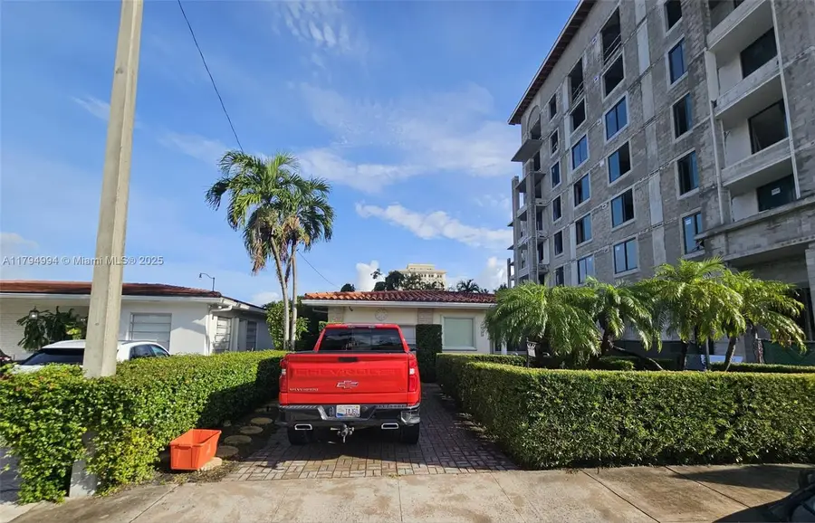 345 Malaga Ave, Coral Gables, FL 33134 - Image #3
