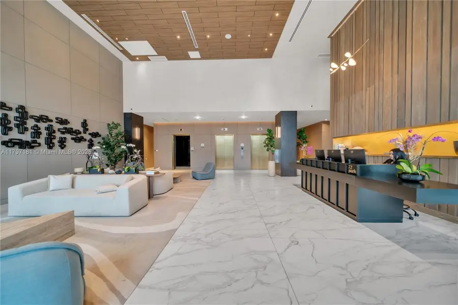 580 72nd St #905, Miami Beach, FL 33141 - Image #2