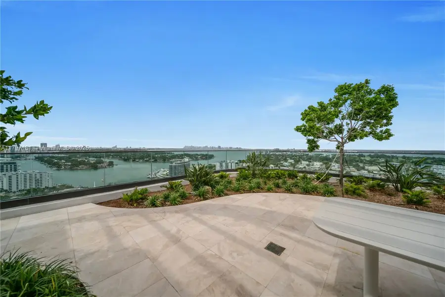 580 72nd St #905, Miami Beach, FL 33141 - Image #3