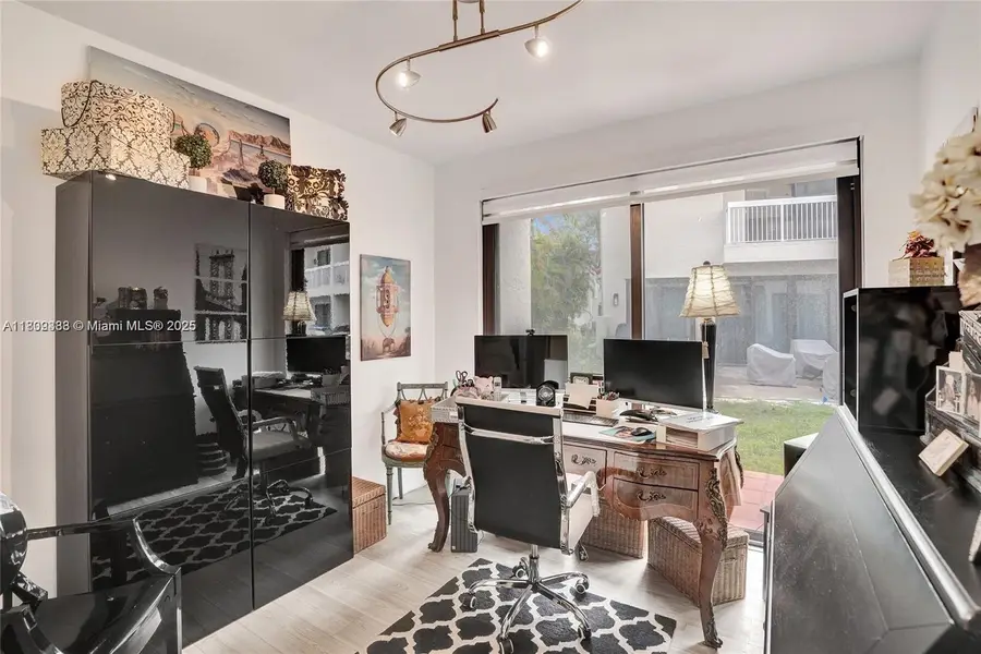 21388 Marina Cove Cir #13-G, Aventura, FL 33180 - #2