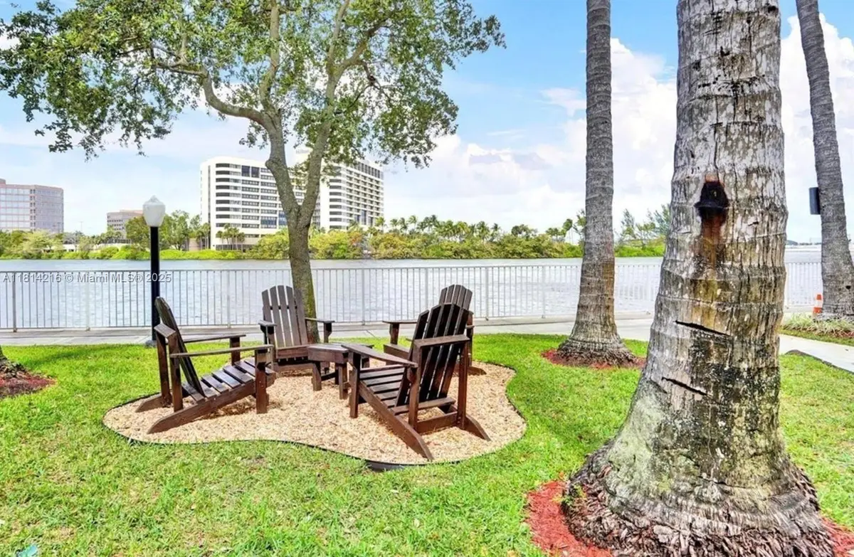 5085 NW 7th St #415, Miami, FL 33126 - Image #1