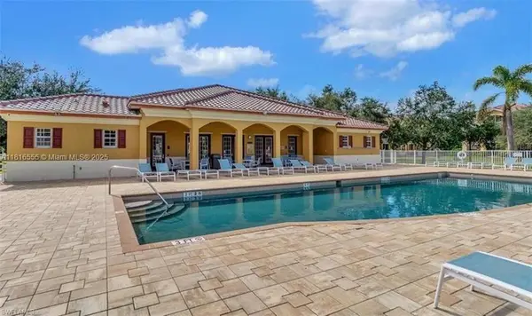 4105 Residence Dr #721, Fort Myers, FL 33901