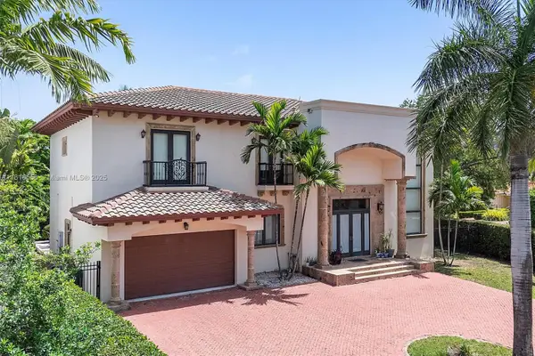 18825 N Bay Rd, Sunny Isles Beach, FL 33160