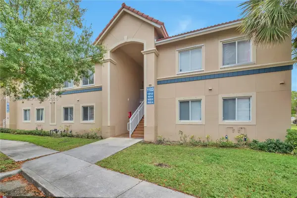1103 Golden Lakes Blvd #1013, West Palm Beach, FL 33411