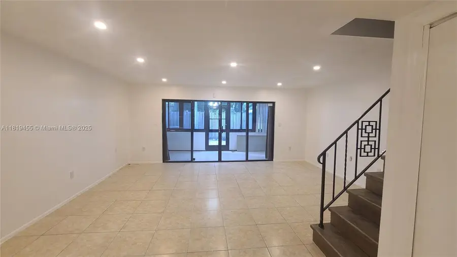 3321 Raleigh St #3H, Hollywood, FL 33021 - Image #3