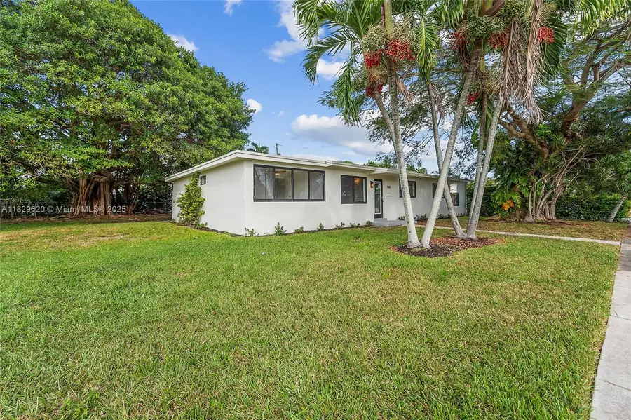 9915 SW 212th St, Cutler Bay, FL 33189 - Image #2