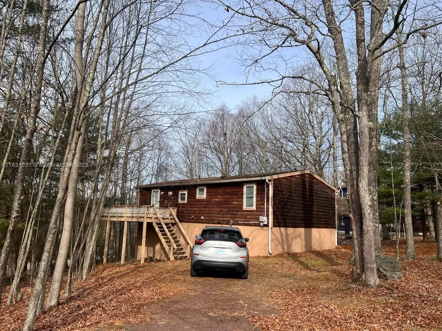 123 Rocky Rd, Masthope, PA 18435 - #2