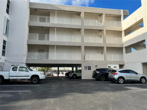 3716 NE 168th St #303, North Miami Beach, FL 33160