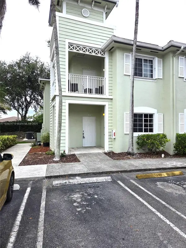 2630 NE 3rd Dr #101, Homestead, FL 33033