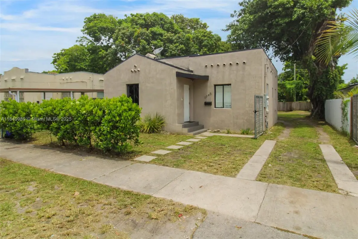 1745 NW 49th St, Miami, FL 33142 - #1