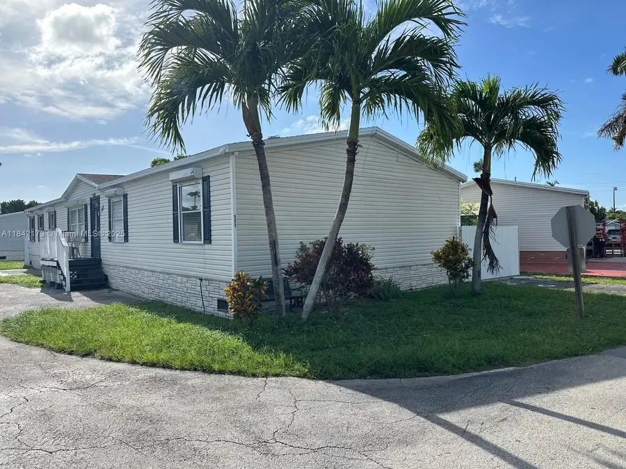 220 NE 12 Ave, Homestead, FL 33030 - Image #3