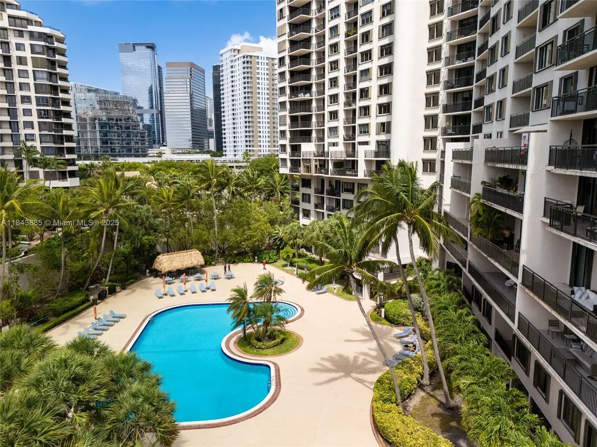540 Brickell Key Dr #202, Miami, FL 33131 - Image #1