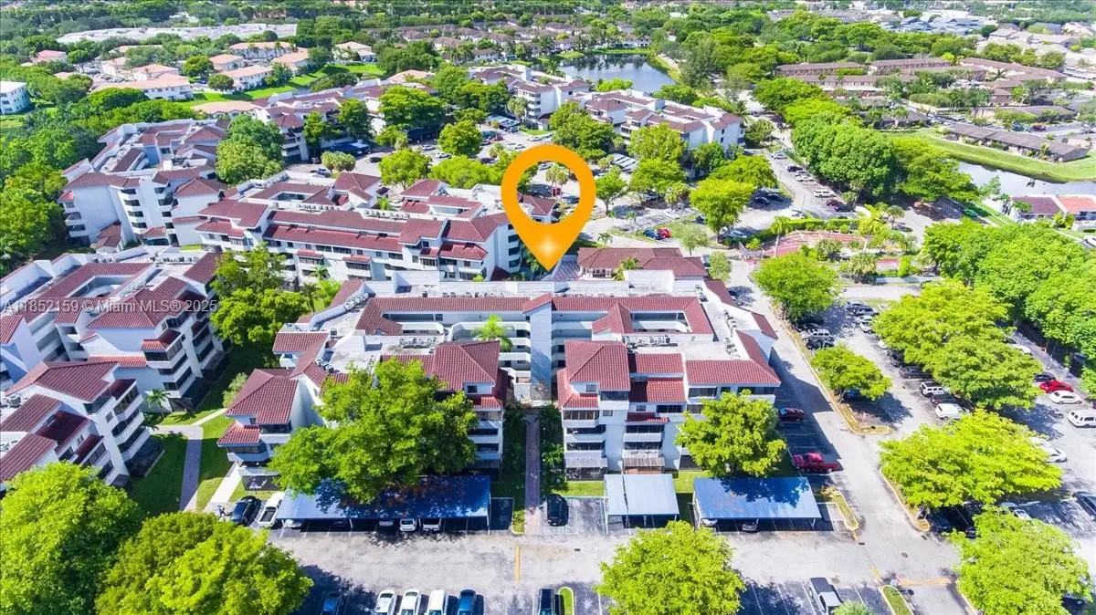 Address Withheld By Seller, Miami, FL 33193 - Image #1