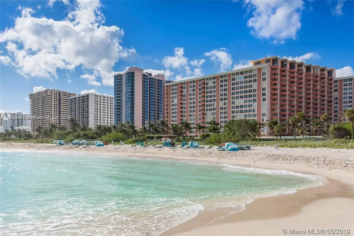 2899 Collins Ave #1420, Miami Beach, FL 33140 - #1