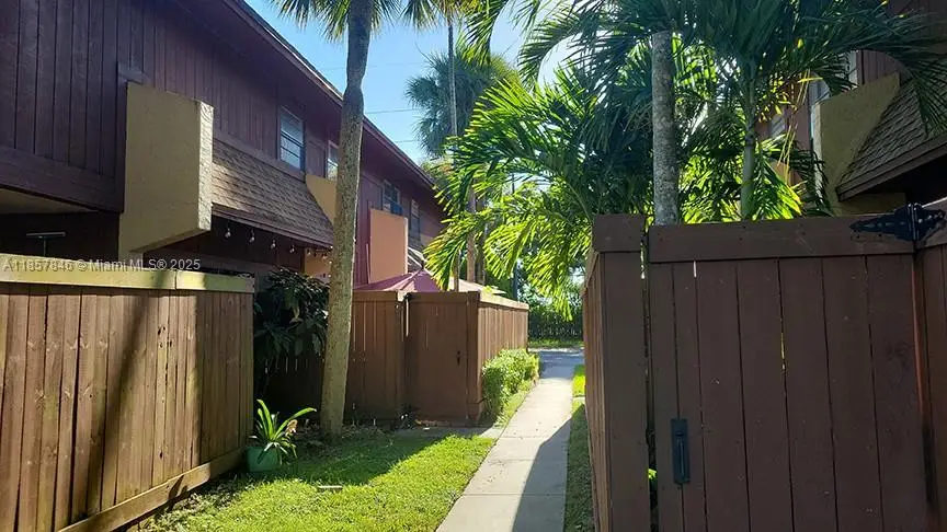 6445 SW 116th Pl #A, Miami, FL 33173 - Image #2