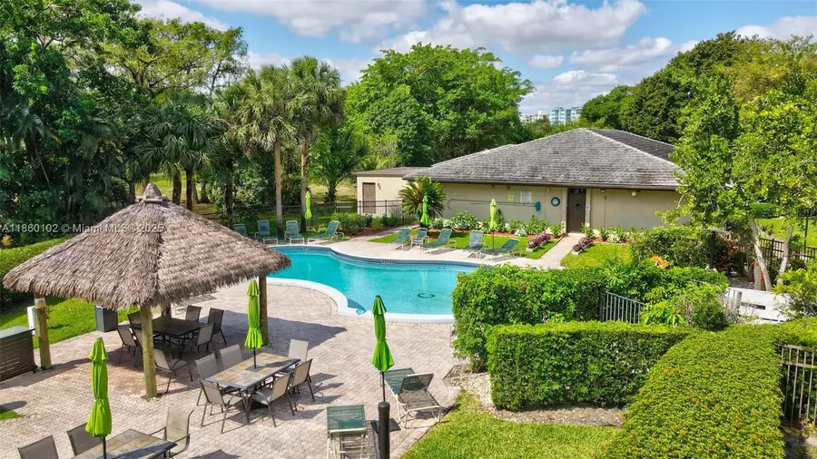 6020 NW 44th St #401, Lauderhill, FL 33319 - Image #2