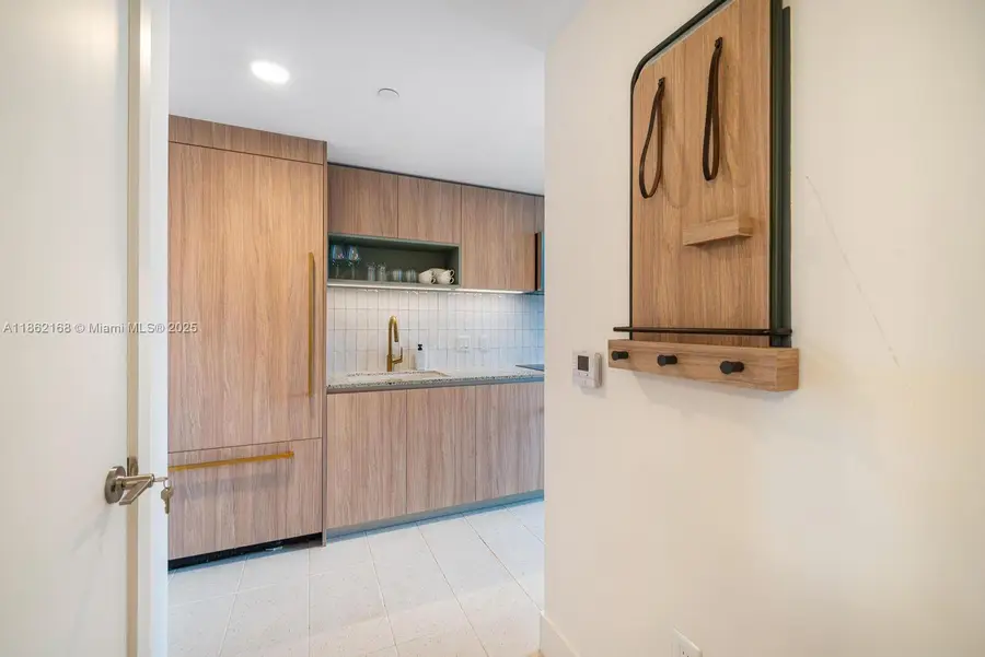 Address Withheld By Seller, Miami, FL 33160 - Image #2