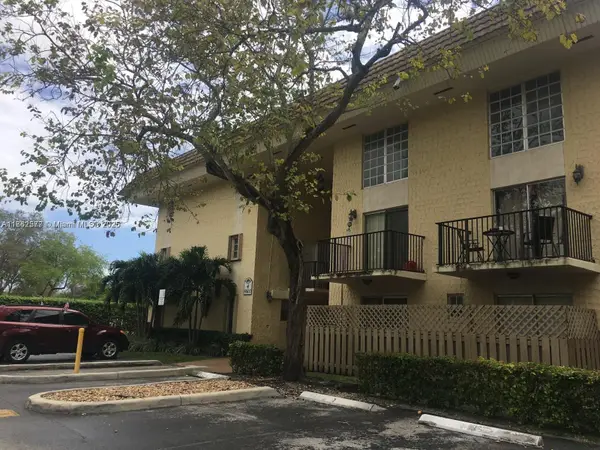 8600 SW 109th Ave #4-216, Miami, FL 33173