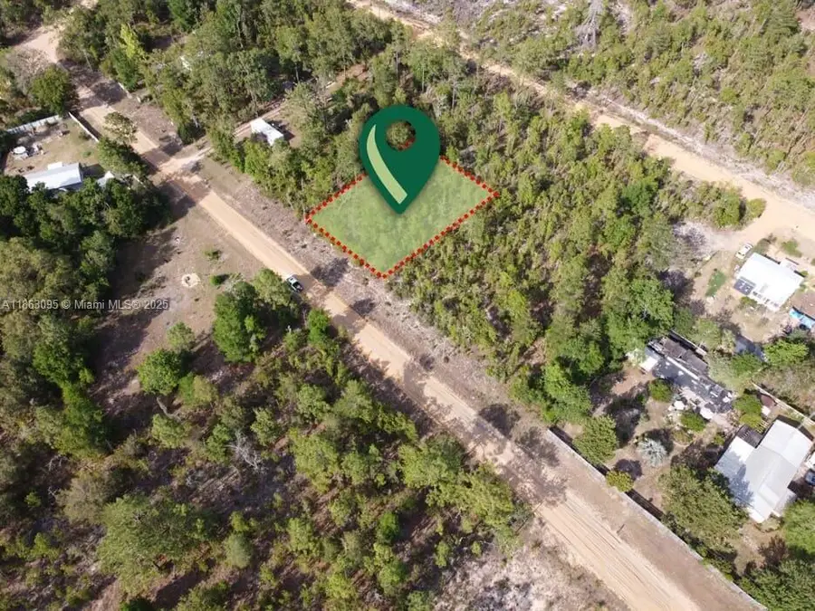 108 N Palm Dr, Interlachen Florahome, FL 32148 - #2