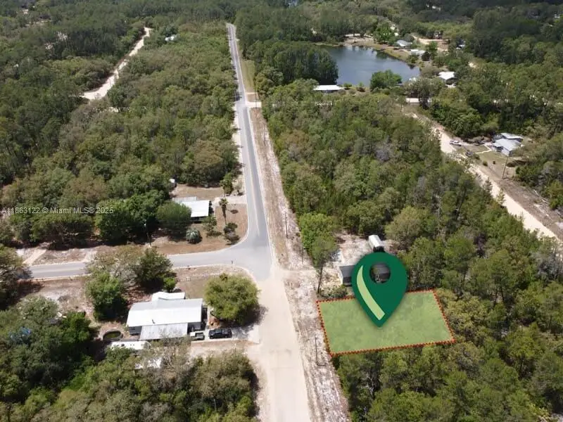 105 Wallace St, Interlachen Florahome, FL 32148 - #2