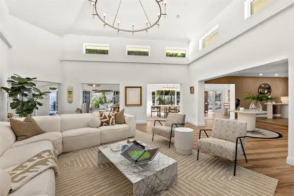 200 W Mcintyre St, Key Biscayne, FL 33149