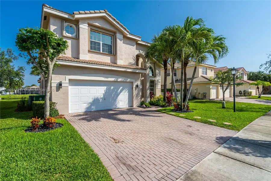 13301 SW 45th Dr, Miramar, FL 33027 - Image #2