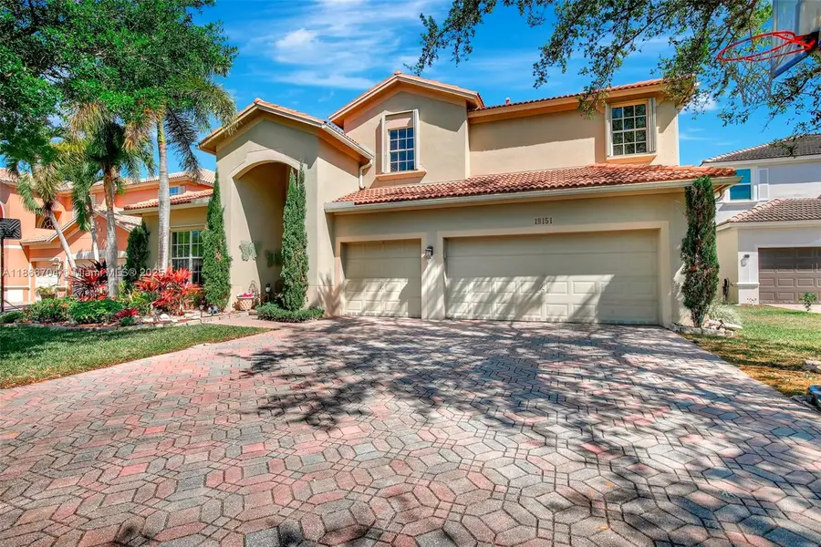 19151 N Hibiscus St, Weston, FL 33332 - Image #2