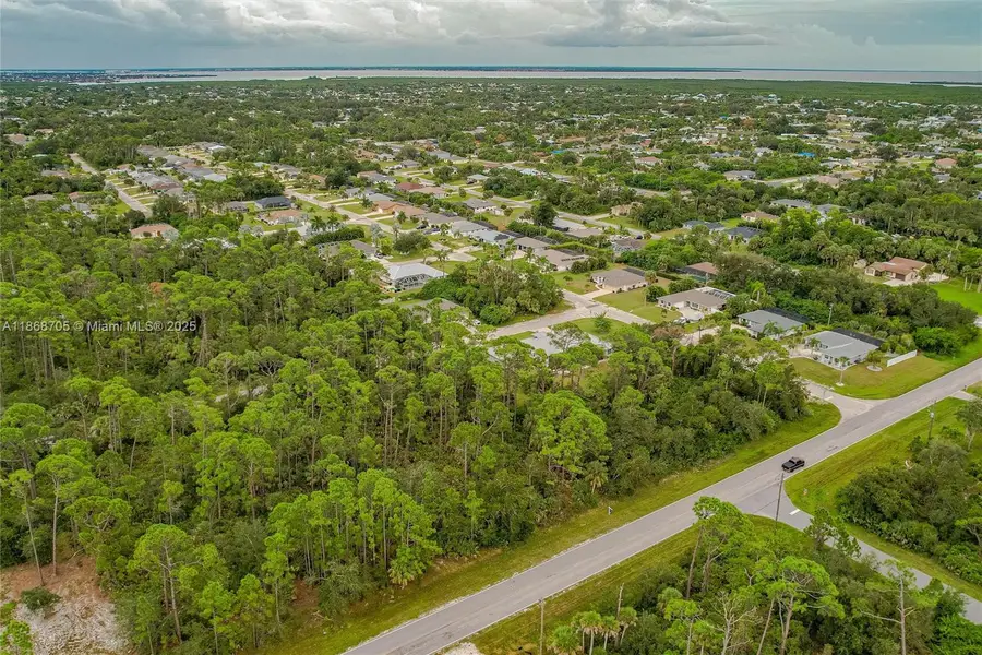 4210 Collingswood Blvd, Port Charlotte, FL 33948 - Image #2