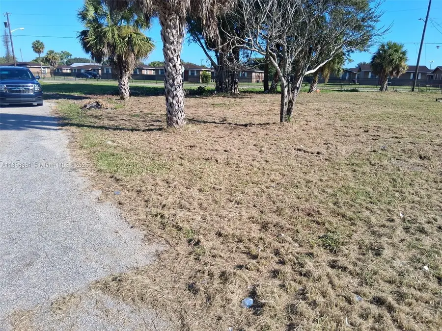 919 Virginia Ave, Harlem, FL 33440 - #2