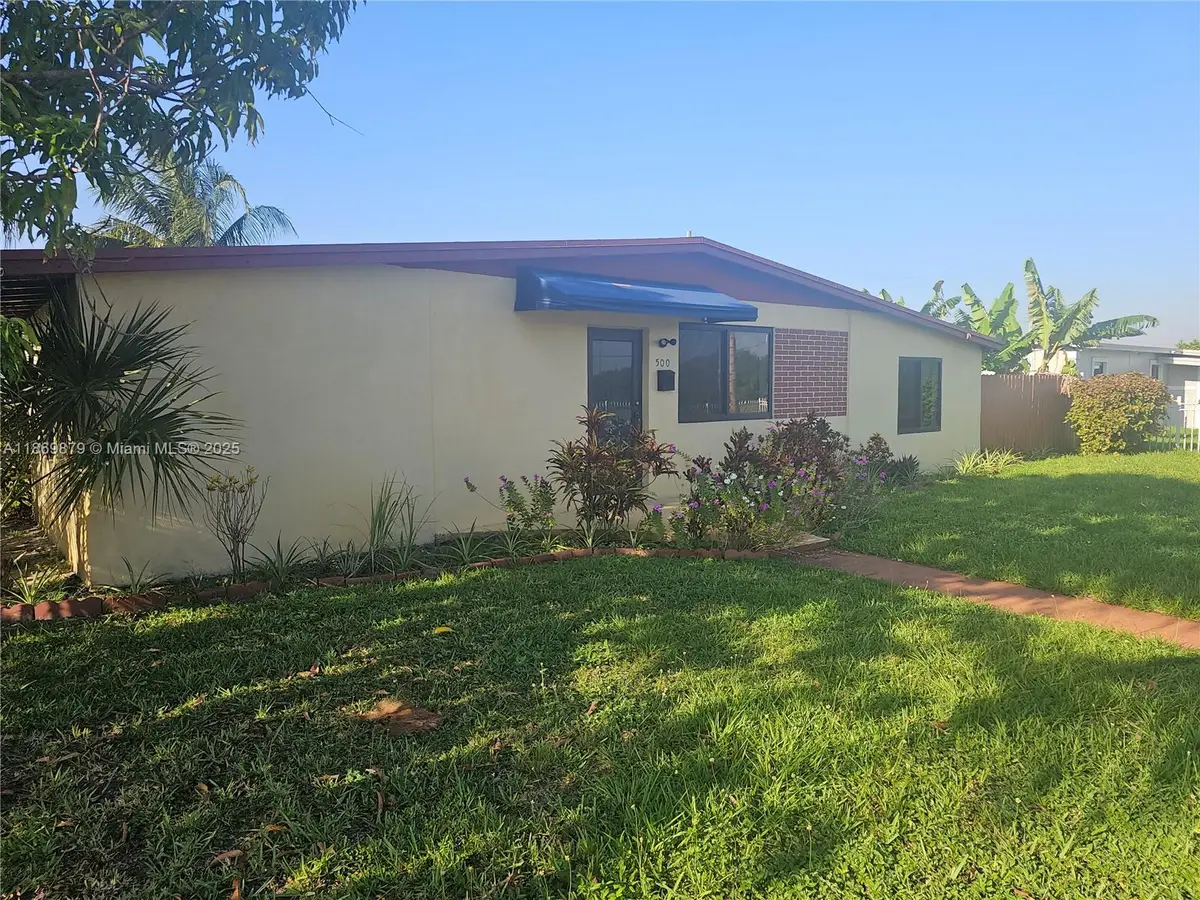 500 NW 199th St, Miami Gardens, FL 33169 - Image #1