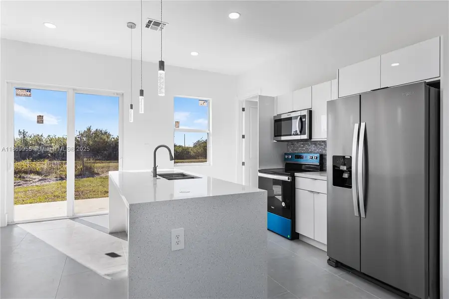 616 Parkdale Blvd, Lehigh Acres, FL 33974 - Image #2