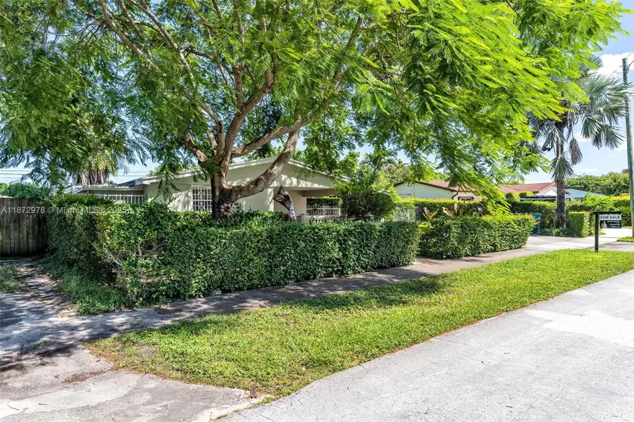 9981 SW 15th Ter, Miami, FL 33174 - Image #3