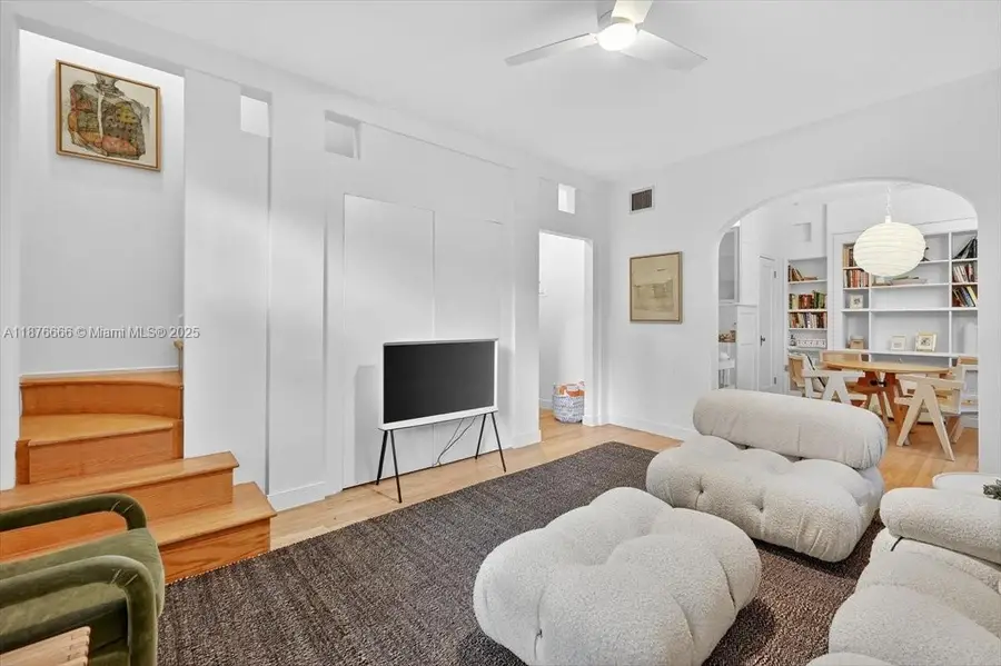 732 Euclid Ave #4, Miami Beach, FL 33139 - Image #2