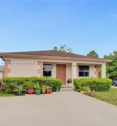 2229 NW 24th Ct, Fort Lauderdale, FL 33311