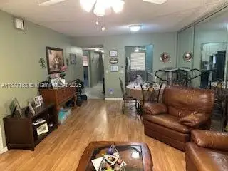 1400 SW 124th Ter #315Q, Pembroke Pines, FL 33027 - Image #2