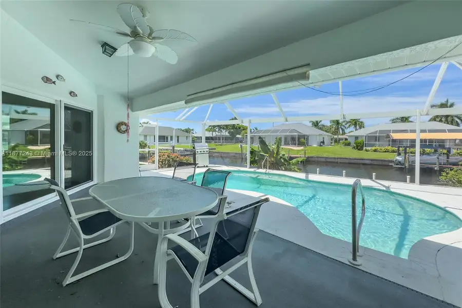 3902 SE 13th Ave, Cape Coral, FL 33904 - #2