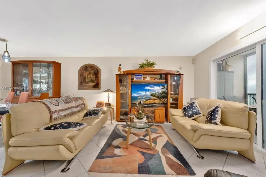 1101 SW 128th Ter #309C, Pembroke Pines, FL 33027 - Image #2