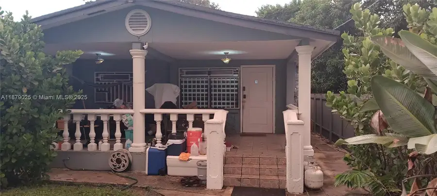 341 NW 39th St, Miami, FL 33127 - Image #2