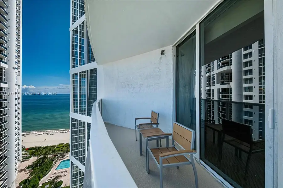 18001 Collins Ave #1604, Sunny Isles Beach, FL 33160 - Image #3