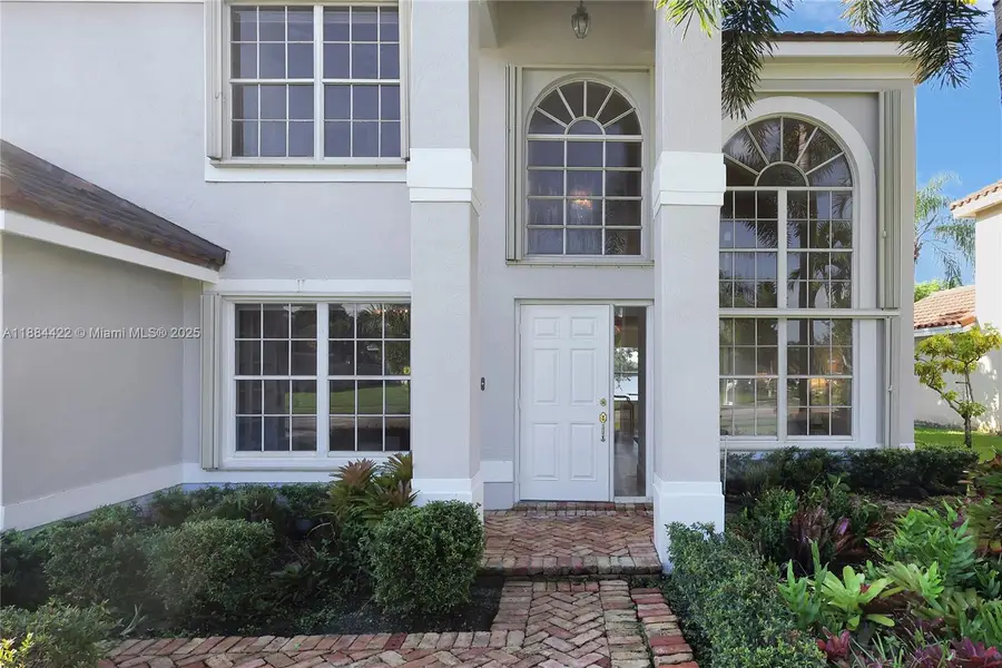 17516 NW 7th St, Pembroke Pines, FL 33029 - Image #3