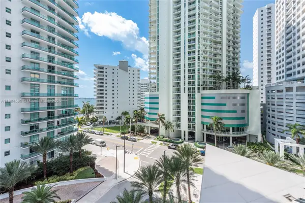 1300 Brickell Bay Dr #806, Miami, FL 33131