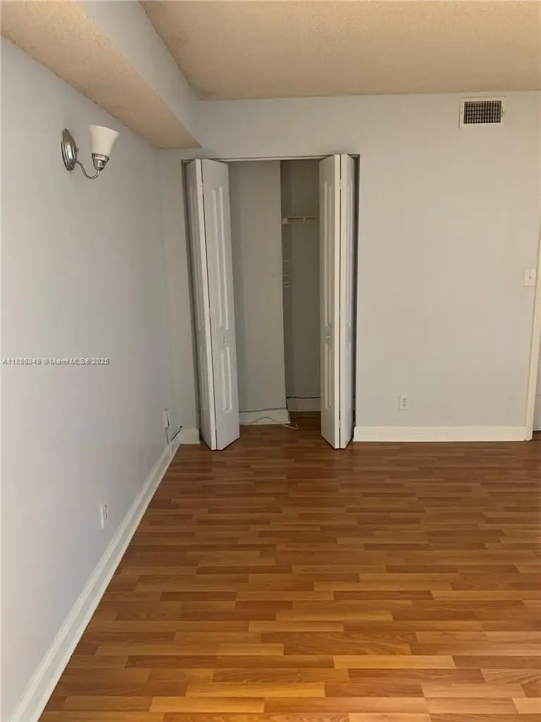 7650 Westwood Dr #519, Tamarac, FL 33321 - Image #2