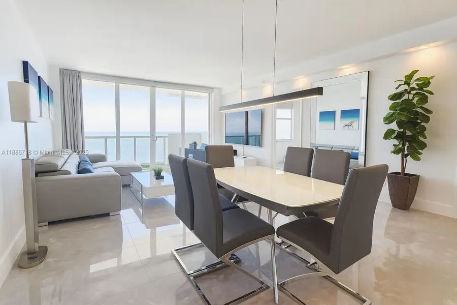5601 Collins Ave #1409, Miami Beach, FL 33140 - #2