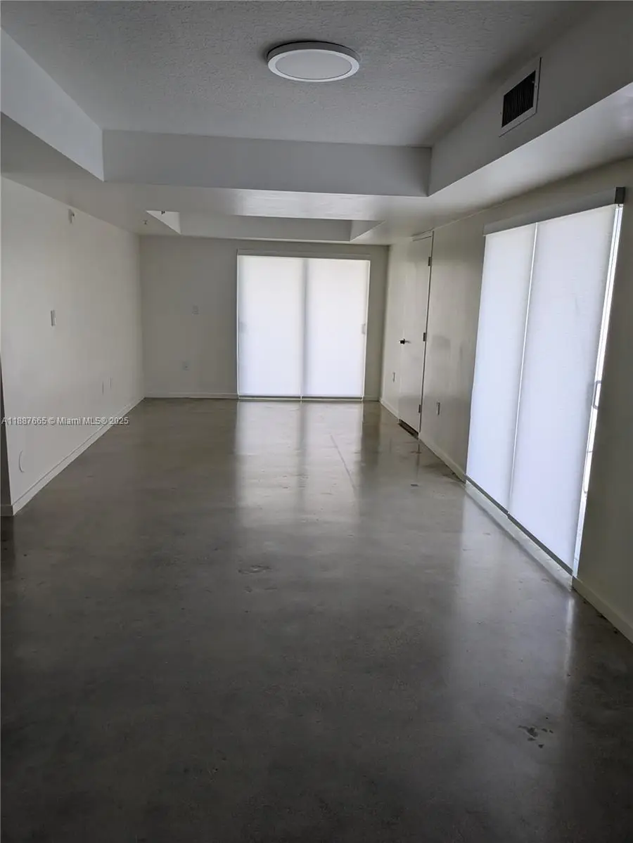 498 SW 2 #302, Miami, FL 33130 - Image #3