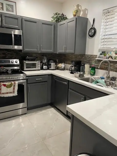 Address Withheld By Seller, Homestead, FL 33033 - Image #2