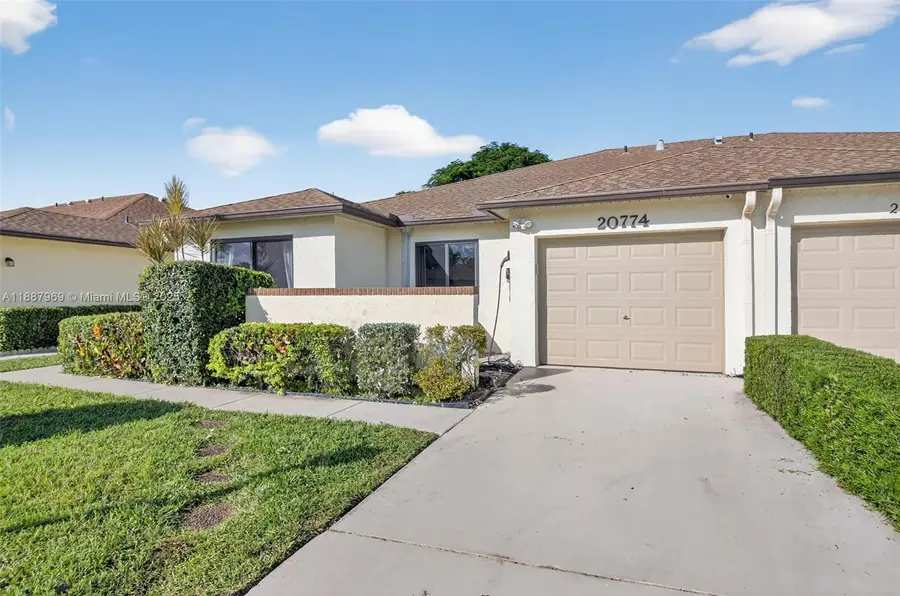 20774 Concord Green Dr W, Boca Raton, FL 33433 - Image #2