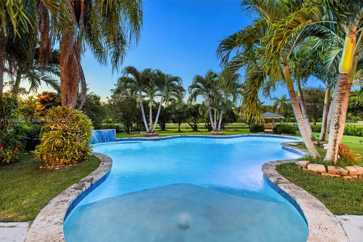 12555 SW 34th Pl, Davie, FL 33330 - Image #1