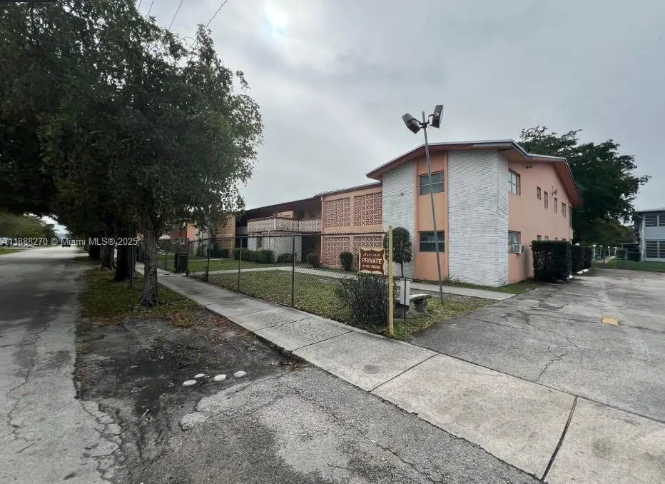 19080 NE 3rd Ct #312, Miami, FL 33179 - #1