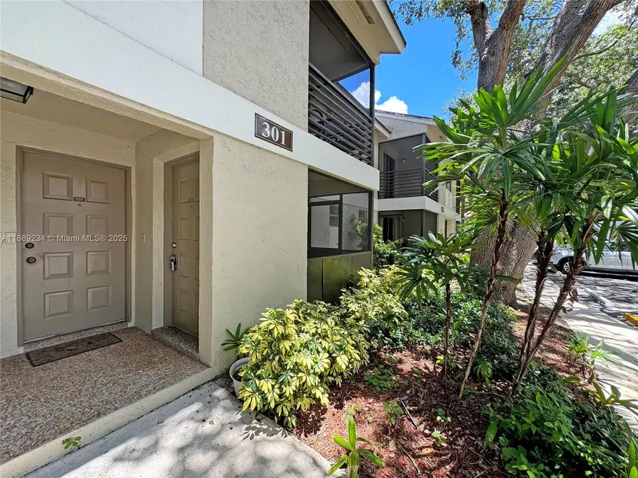 301 Gardens Dr #102, Pompano Beach, FL 33069 - Image #2